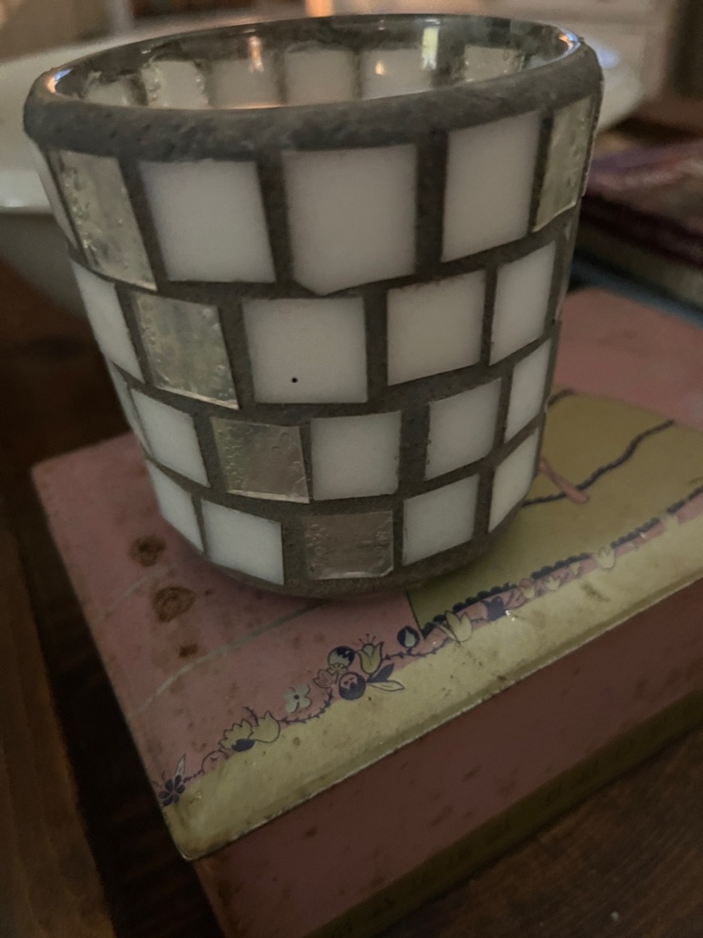 White Mosaic Tealight Holder with Mirrored Accents